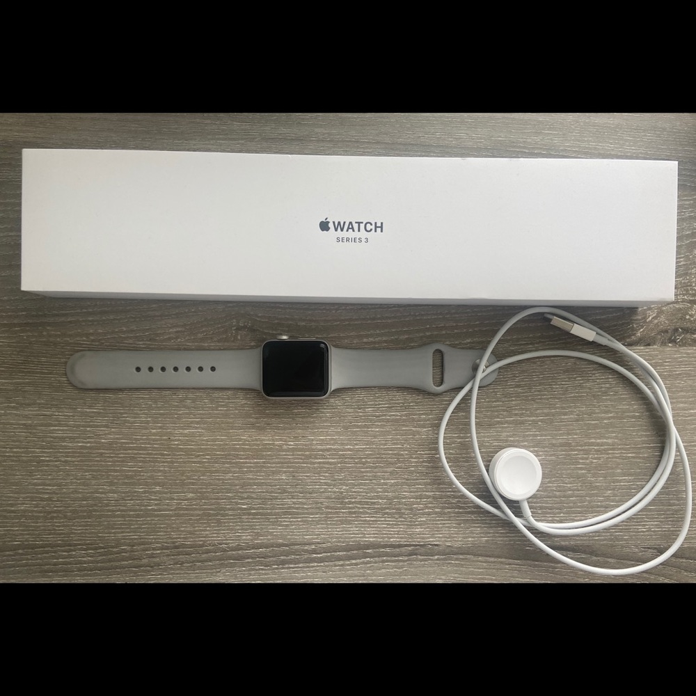 Series 3 Apple Watch 38 mm